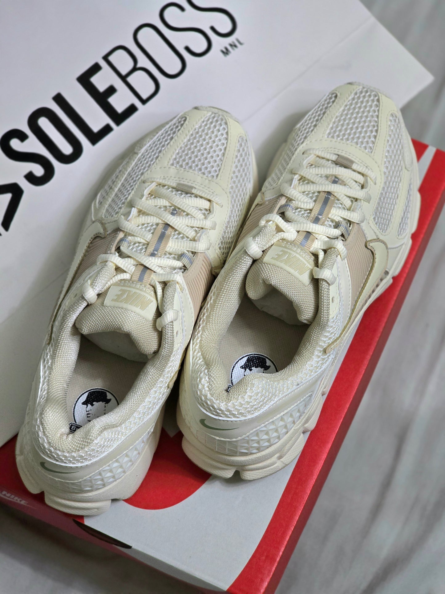 Nike Zoom Vomero 5 "Sail Light Orewood"
