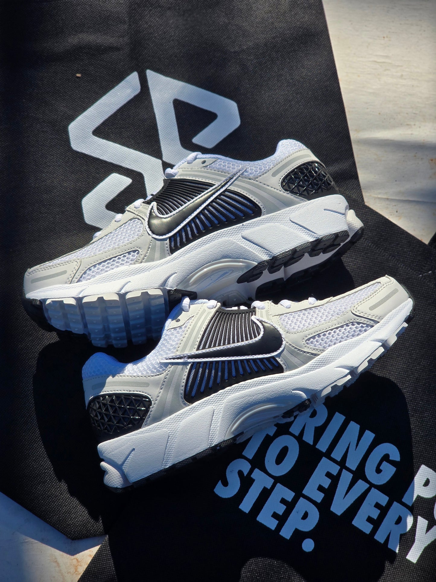 Nike Zoom Vomero 5 "Panda"