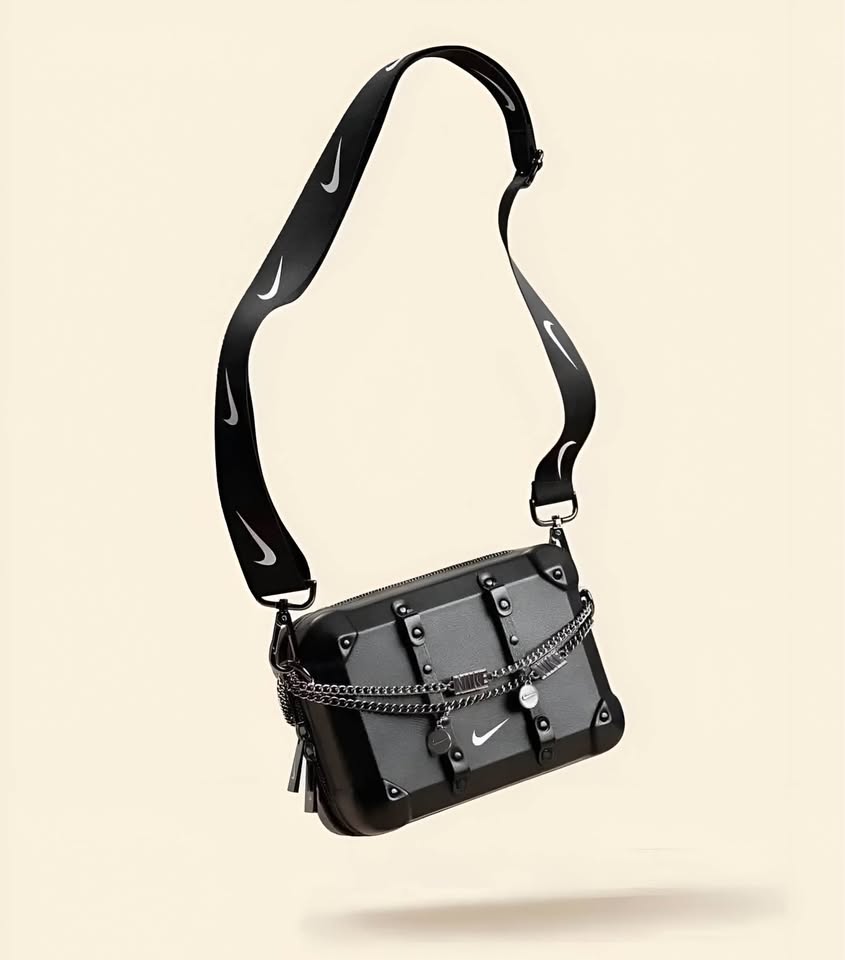 Nike Trunk Bag "Black"
