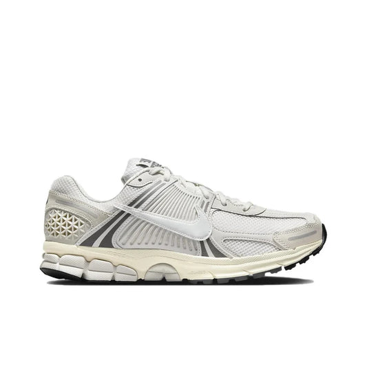 Nike Zoom Vomero 5 "Platinum Tint"