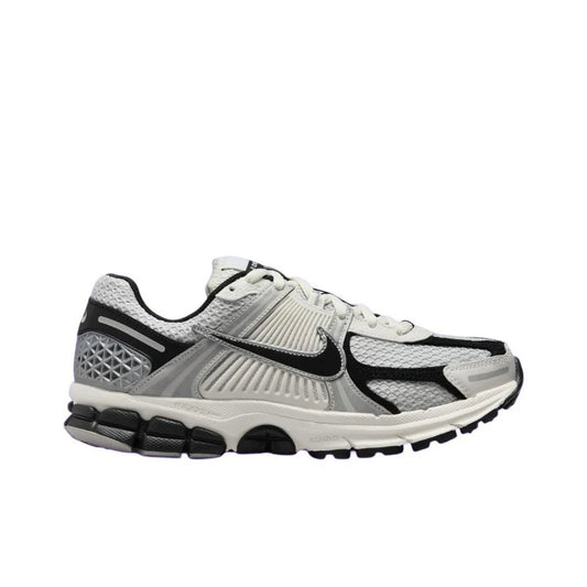 Nike Zoom Vomero 5 "Photon Dust Black"